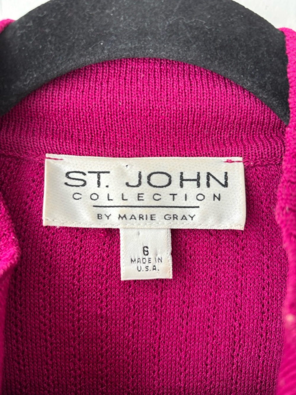 St. John Fuchsia Zip-Front Ribbed Knit Jacket - Picture 3 of 12
